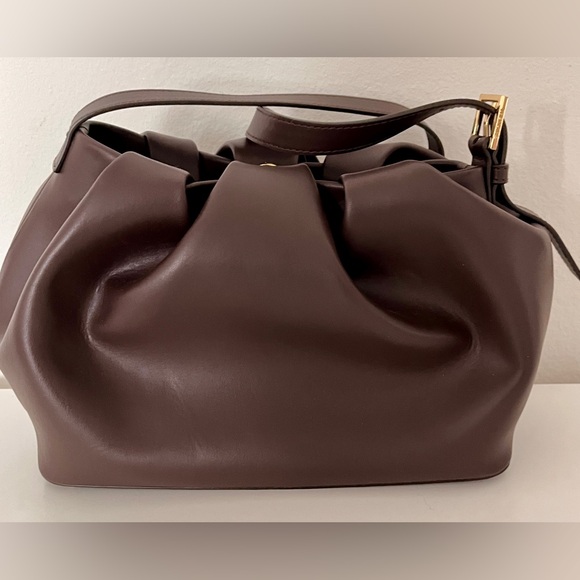 Themoirè Lara Pleated Adjustable Shoulder Bag Ebony Made in Italy, like new - Picture 5 of 8